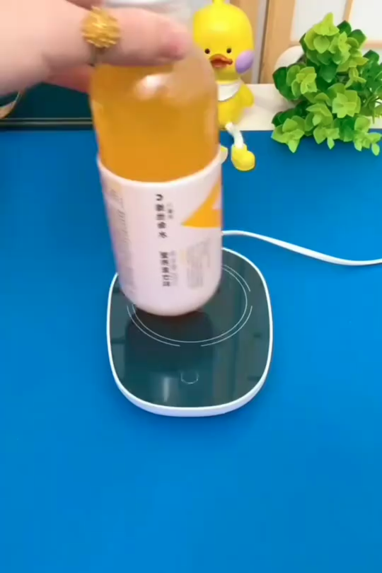 Medigo Electric Smart Mug Warmer Heater with Spoon and Lid